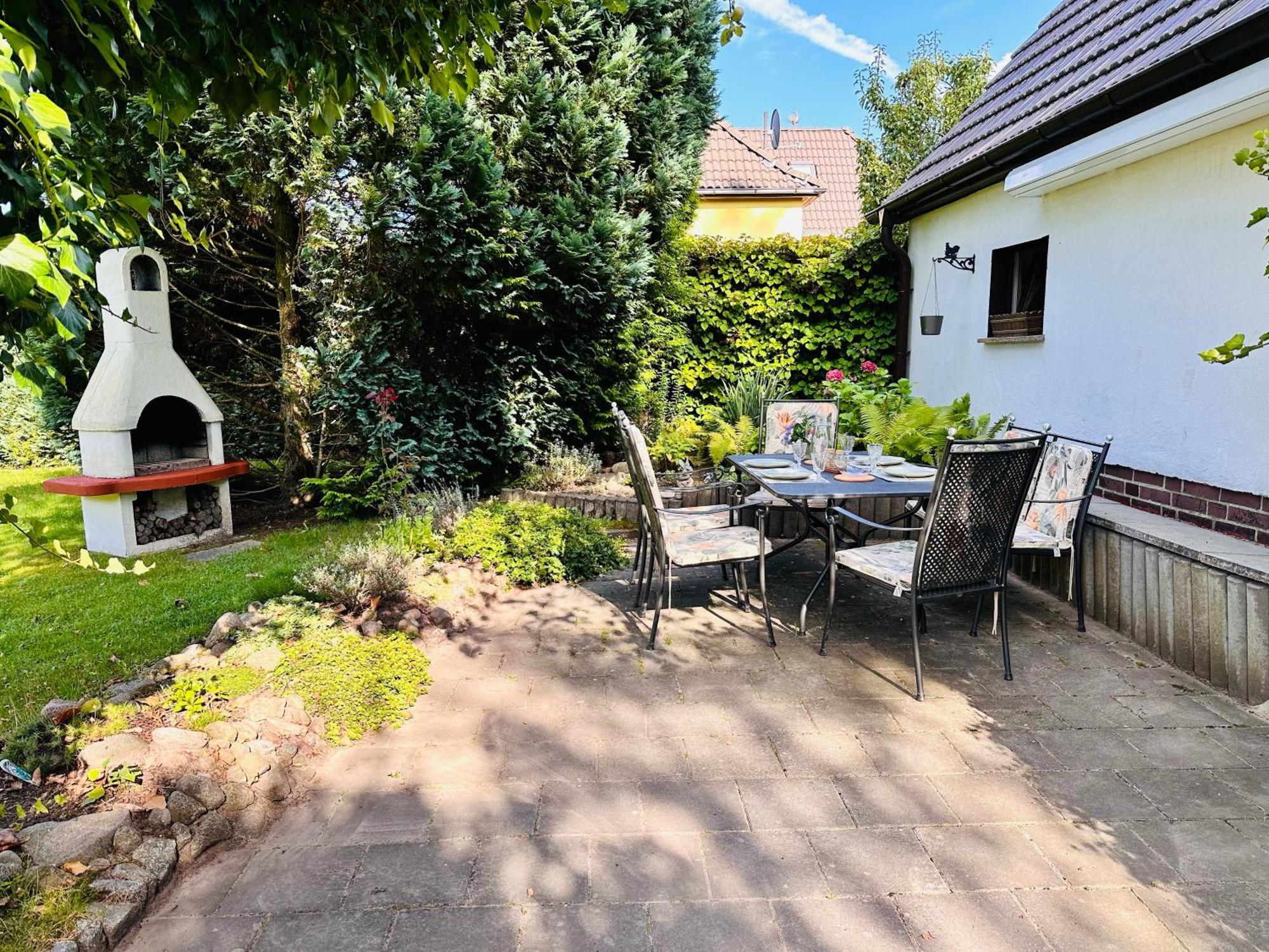 Perfekte Auszeit - Charmantes Ferienhaus Neuenhagen Bei Berlin ภายนอก รูปภาพ